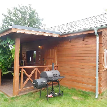 Haus In Mit Grill, Terrasse Und Garten * Karsibór
